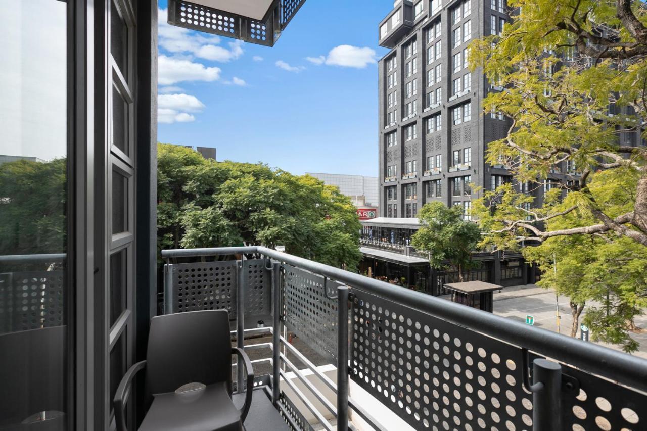 Easy Stay - The Median Rosebank ヨハネスブルグ エクステリア 写真