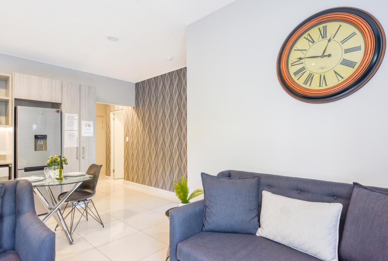 Easy Stay - The Median Rosebank ヨハネスブルグ エクステリア 写真